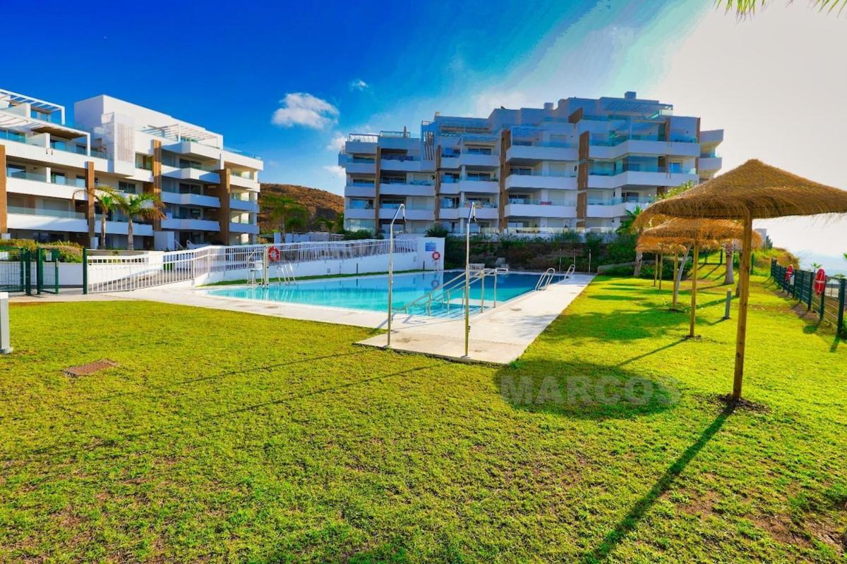 New Sunset Views Apartment Torrox Bagian luar foto
