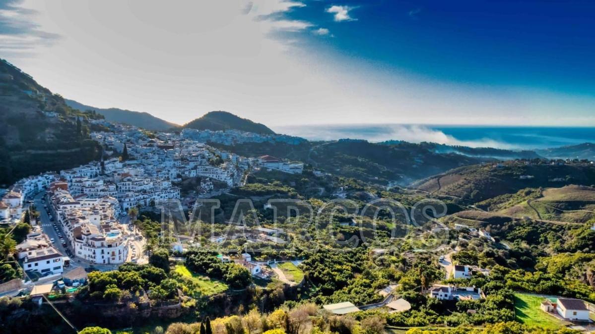 New Sunset Views Apartment Torrox Bagian luar foto