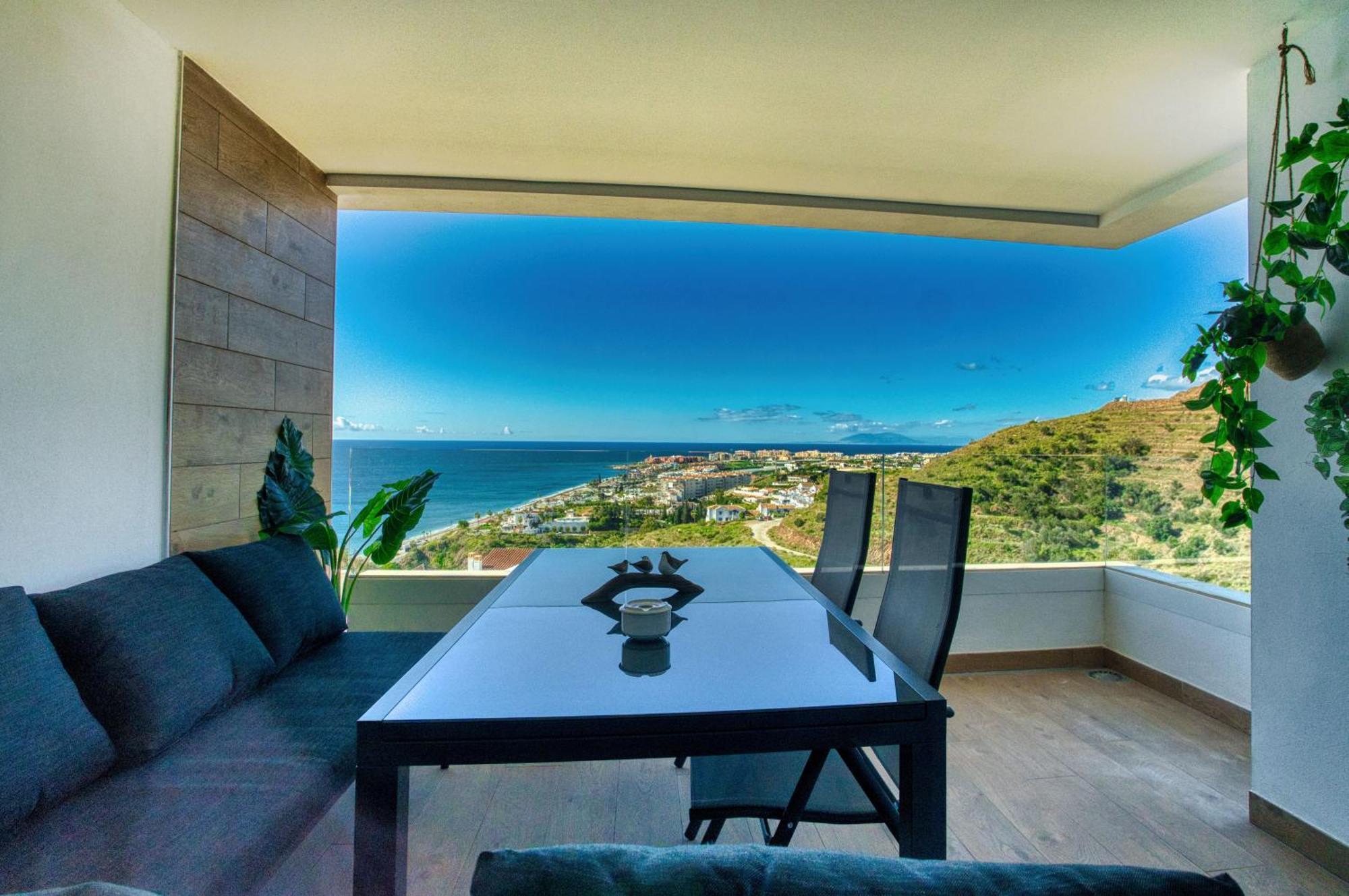 New Sunset Views Apartment Torrox Bagian luar foto
