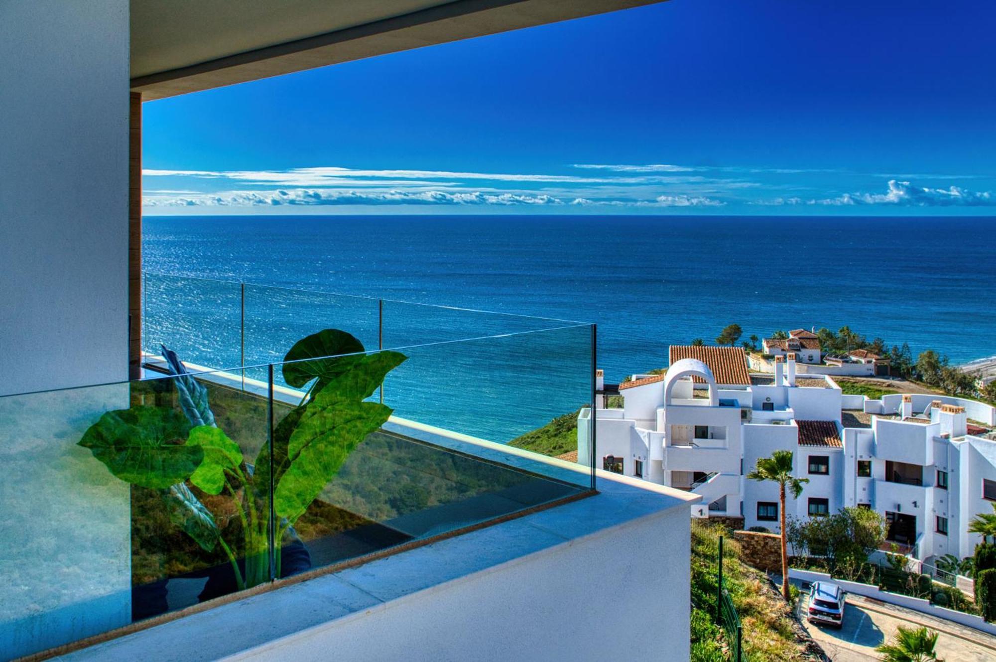 New Sunset Views Apartment Torrox Bagian luar foto